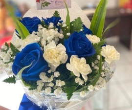 Bouquet 12 rosas azules - Floristería Mil Flores